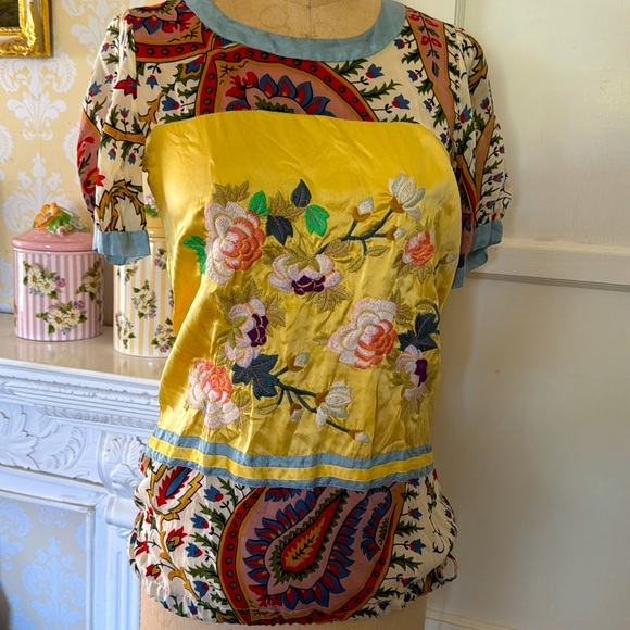 Vintage Johnny Was , XS silk/ Rayon Embroidered top, GREAT style, floral paisley - Picture 4 of 11